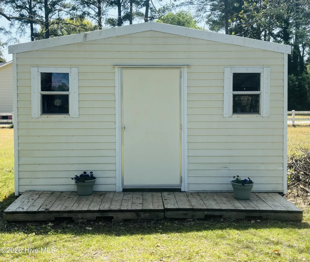 1011 Raleigh Road Clinton, NC 28328