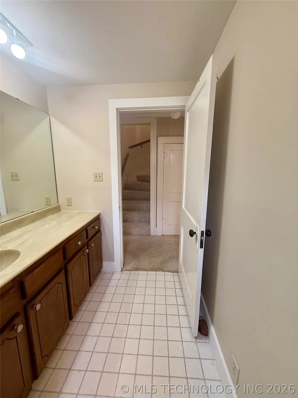 803 W Moore Street Henryetta, OK 74437