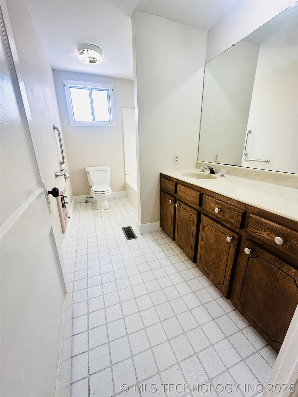 803 W Moore Street Henryetta, OK 74437