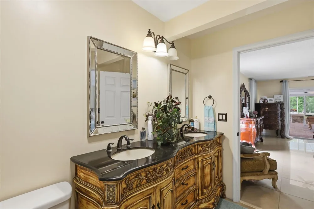 1898 BLACKWELDER ROAD De Leon Springs, FL 32130