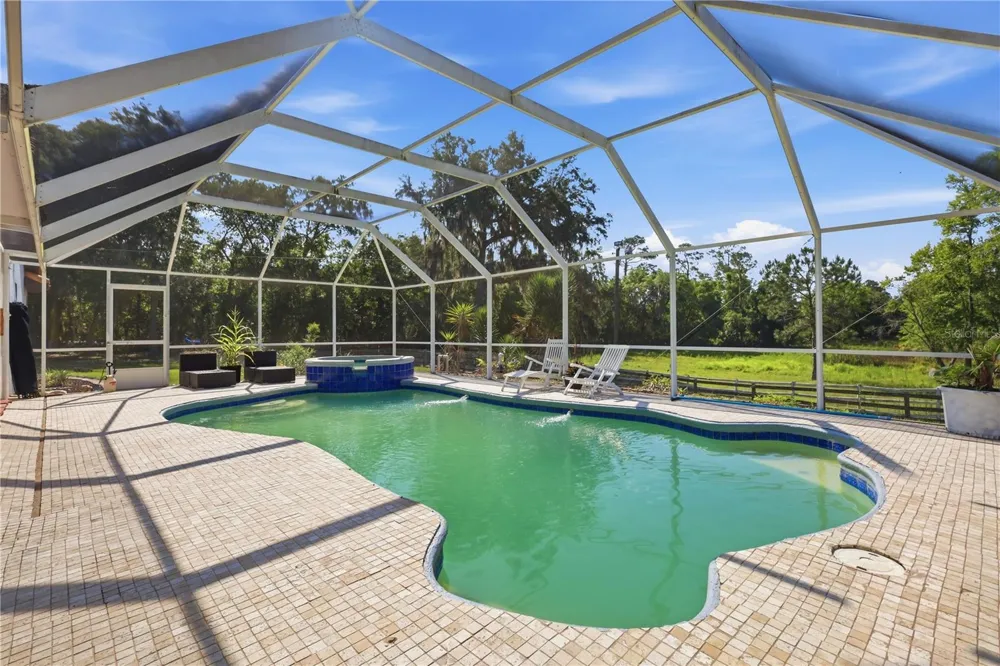 1898 BLACKWELDER ROAD De Leon Springs, FL 32130