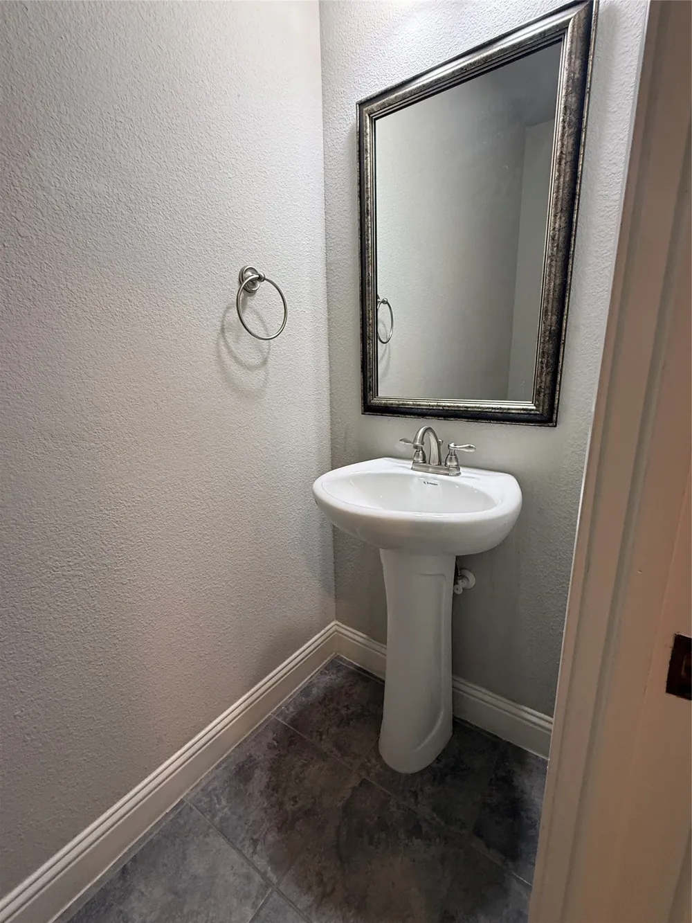 4229 Colton Drive Carrollton, TX 75010