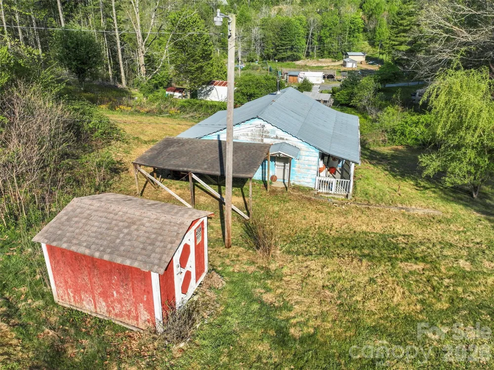3454 Puncheon Fork Road Mars Hill, NC 28754