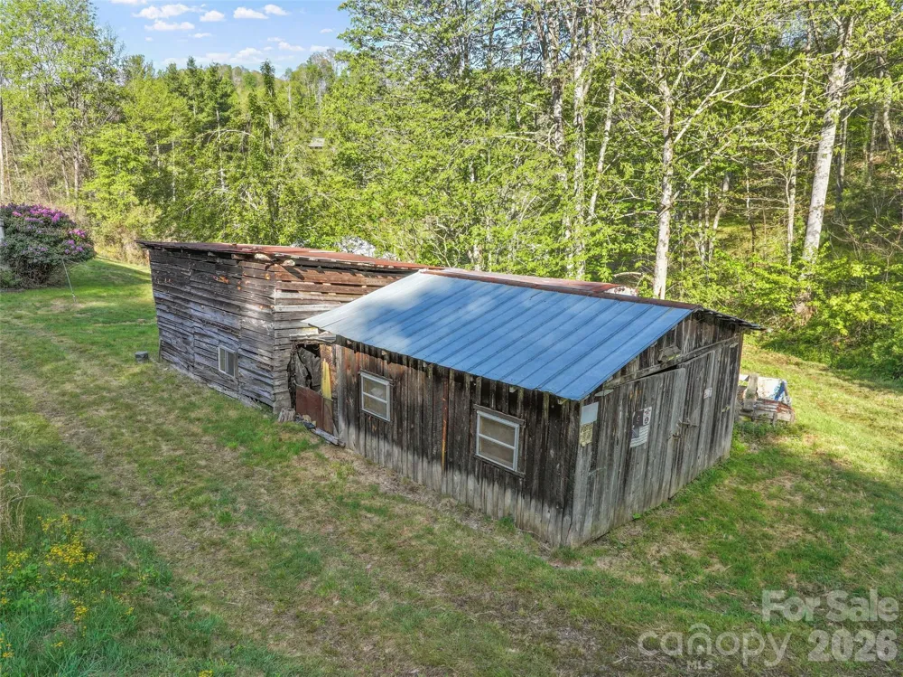 3454 Puncheon Fork Road Mars Hill, NC 28754