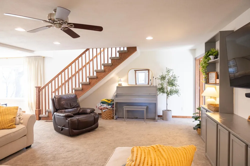 912 S Lafayette Avenue Fulda, MN 56131
