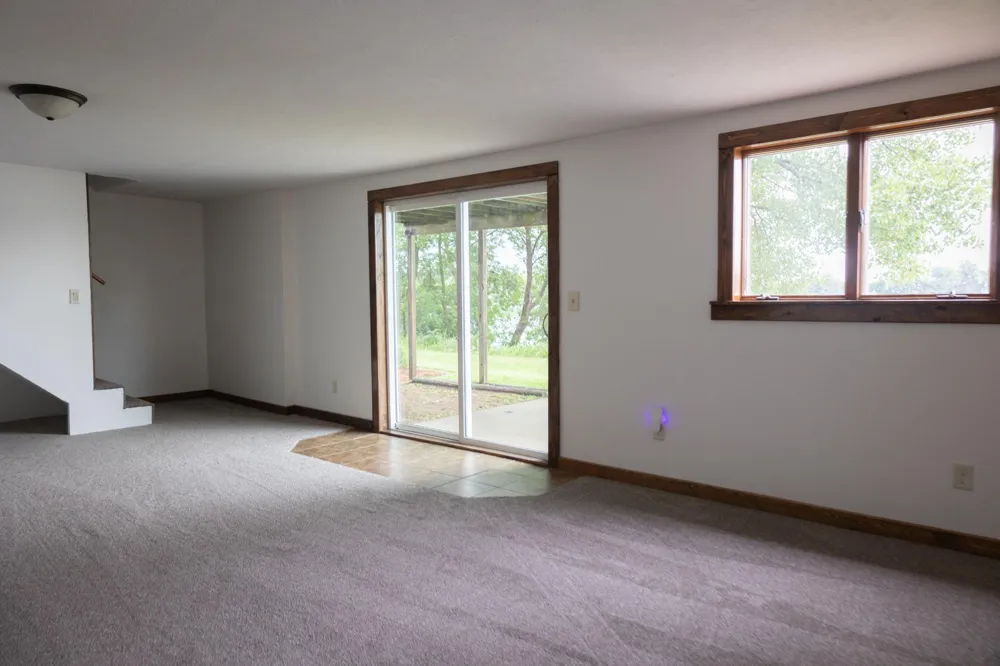912 S Lafayette Avenue Fulda, MN 56131