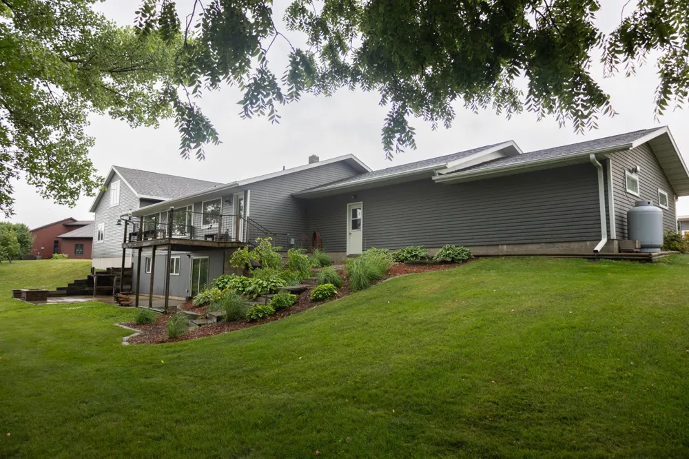 912 S Lafayette Avenue Fulda, MN 56131