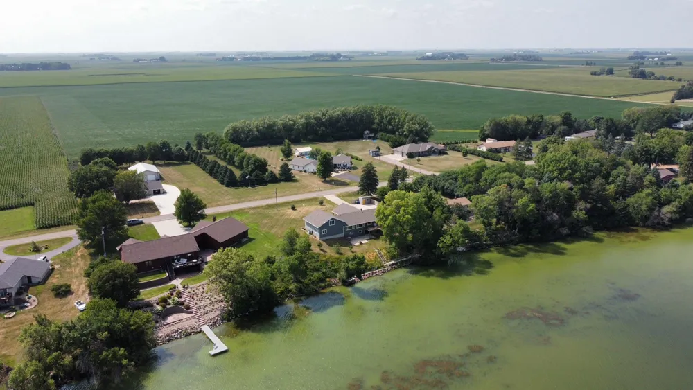 912 S Lafayette Avenue Fulda, MN 56131