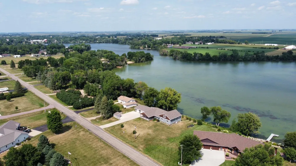 912 S Lafayette Avenue Fulda, MN 56131