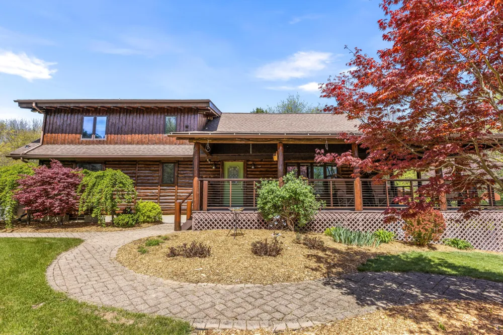 10189 I DRIVE S Newton Township, MI 49033