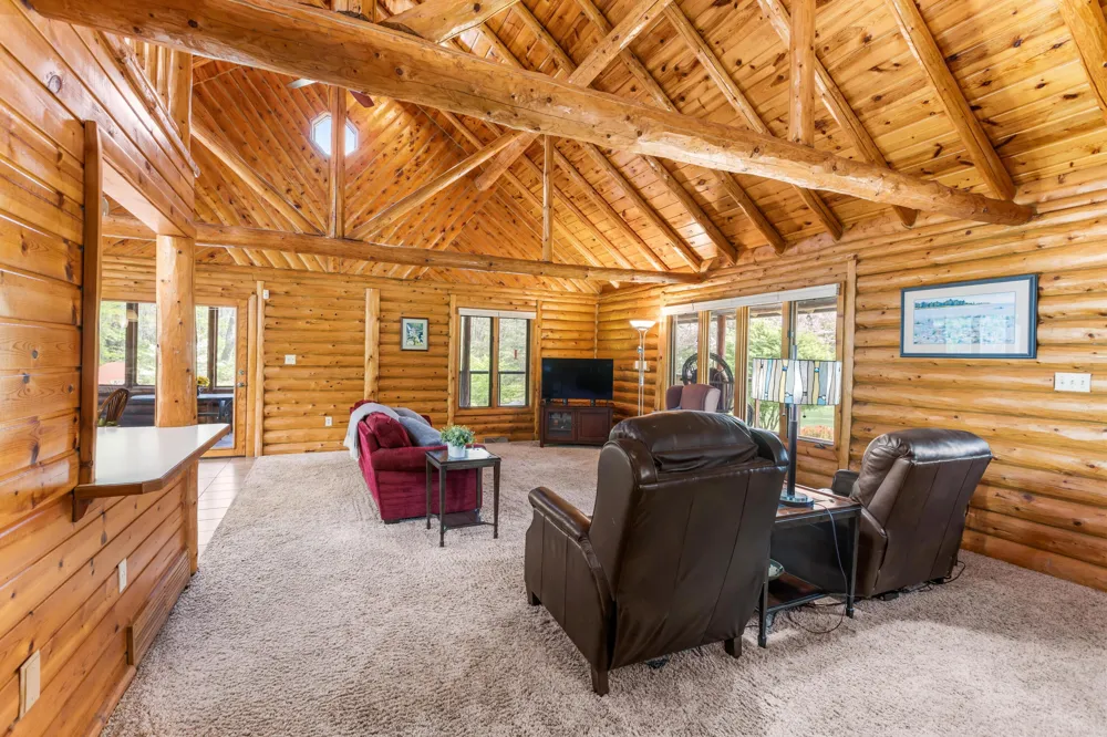 10189 I DRIVE S Newton Township, MI 49033
