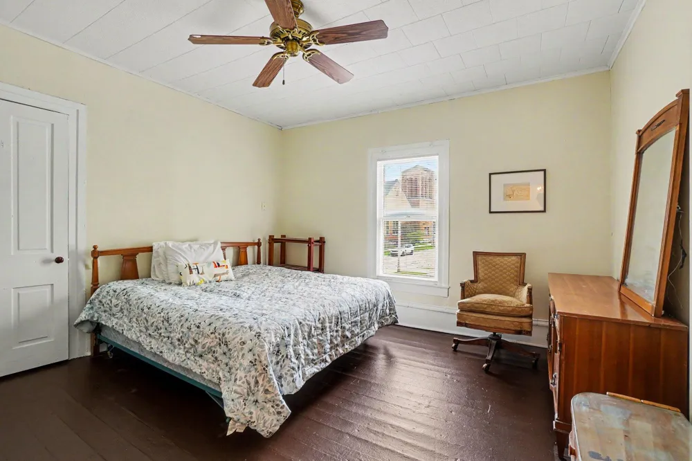 223 Walnut Street Allegan City, MI 49010