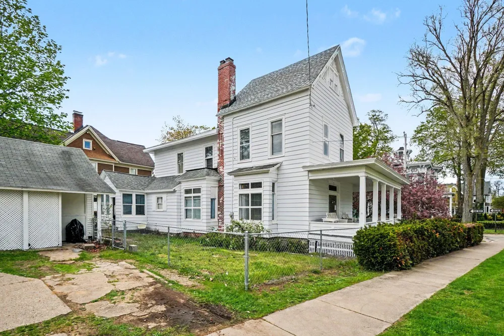 223 Walnut Street Allegan City, MI 49010