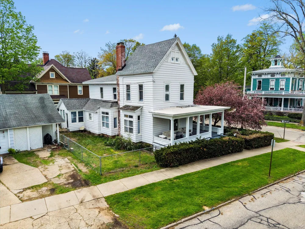 223 Walnut Street Allegan City, MI 49010
