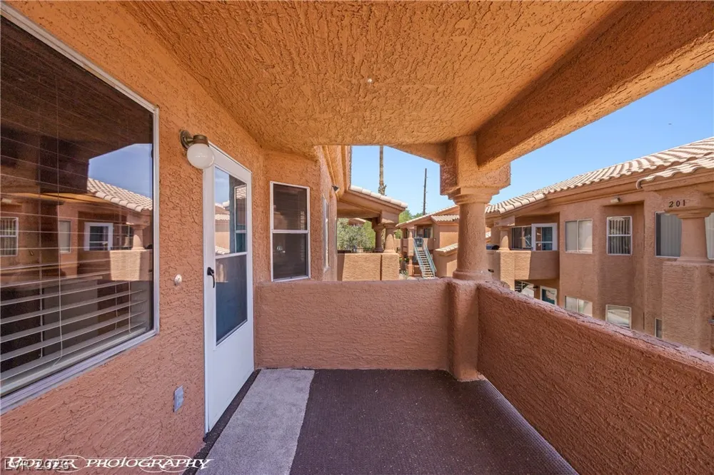 962 Mesquite Springs Drive #202 Mesquite, NV 89027
