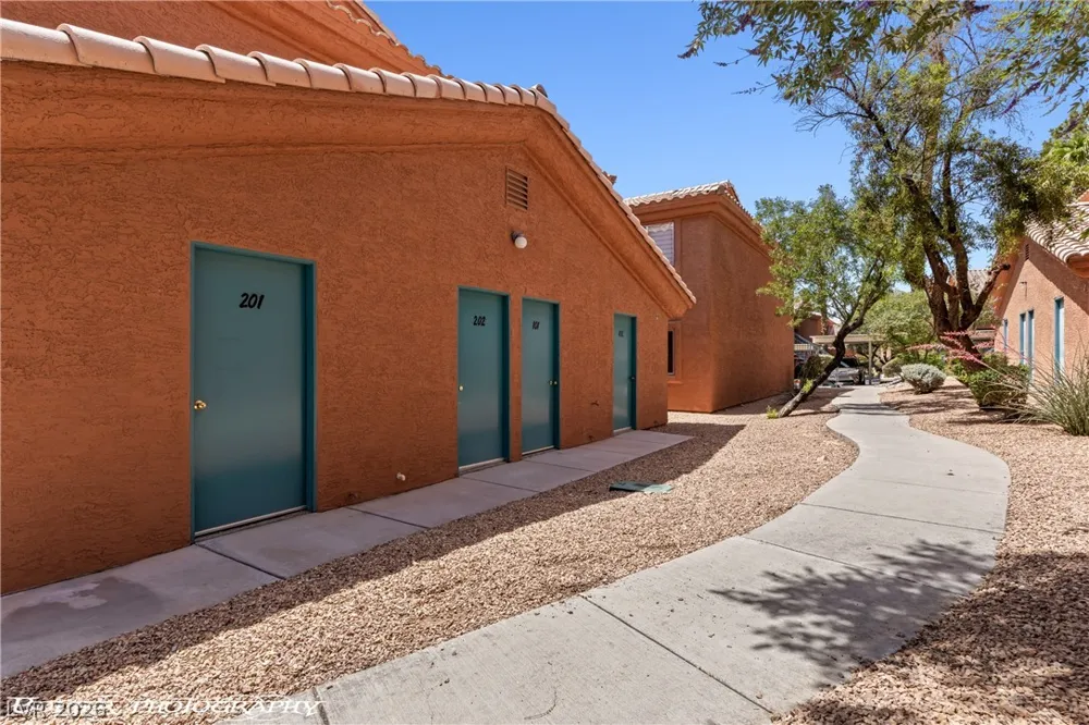 962 Mesquite Springs Drive #202 Mesquite, NV 89027