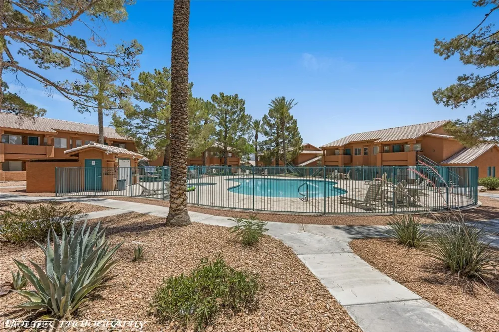 962 Mesquite Springs Drive #202 Mesquite, NV 89027