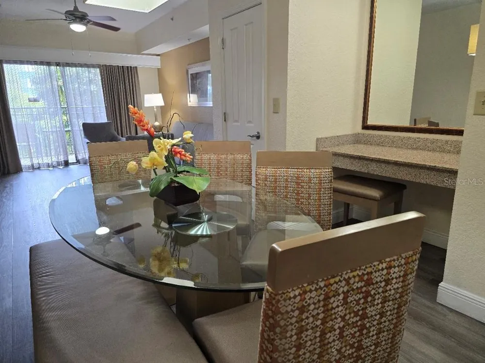12556 FLORIDAYS RESORT DRIVE #A-201 Orlando, FL 32821