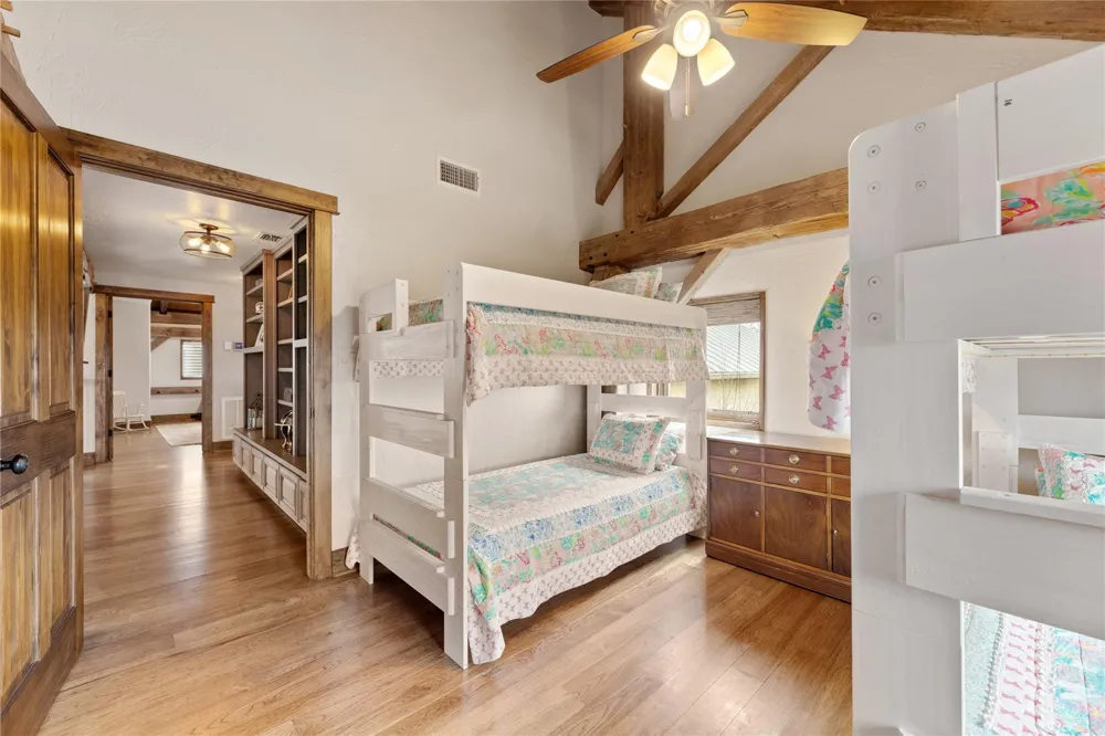 1000 River Trace Drive Columbus, TX 78934
