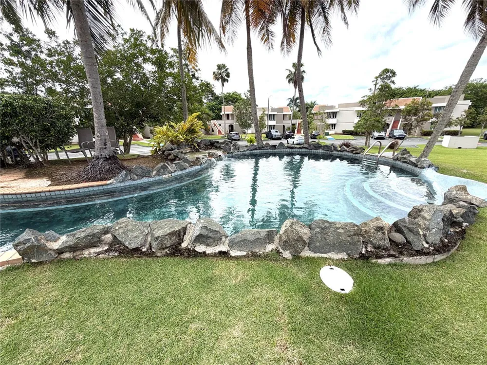 693 NORTH COAST VILLAGE #236 Vega Alta, PR 00692