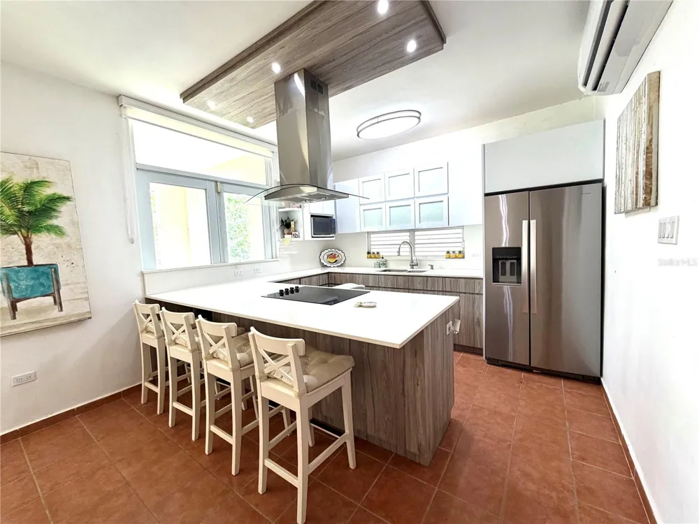 693 NORTH COAST VILLAGE #236 Vega Alta, PR 00692