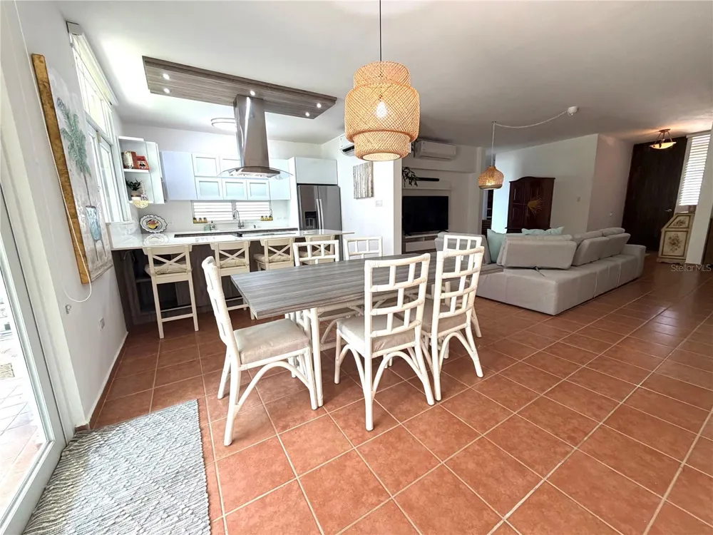 693 NORTH COAST VILLAGE #236 Vega Alta, PR 00692