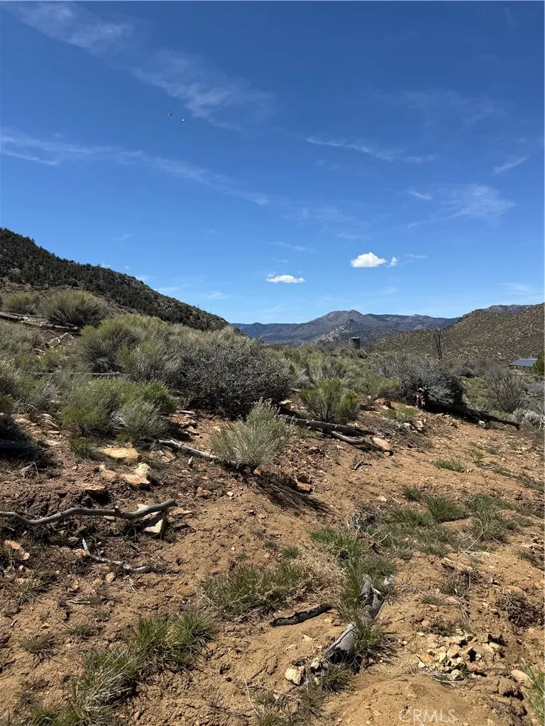 310-040-017 Pine Creek Valley Road Kennedy Meadows, CA 93527