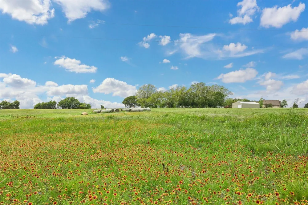 4754 Wickel Road Burton, TX 77835
