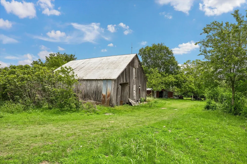 4754 Wickel Road Burton, TX 77835