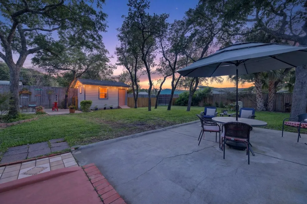 307 4th Street Fulton, TX 78358