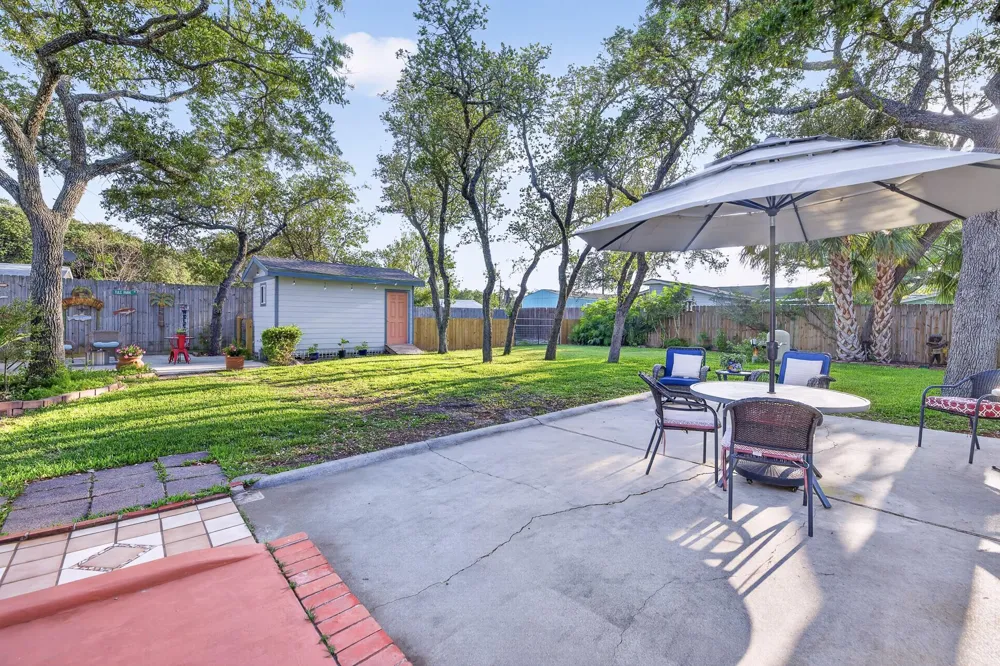 307 4th Street Fulton, TX 78358