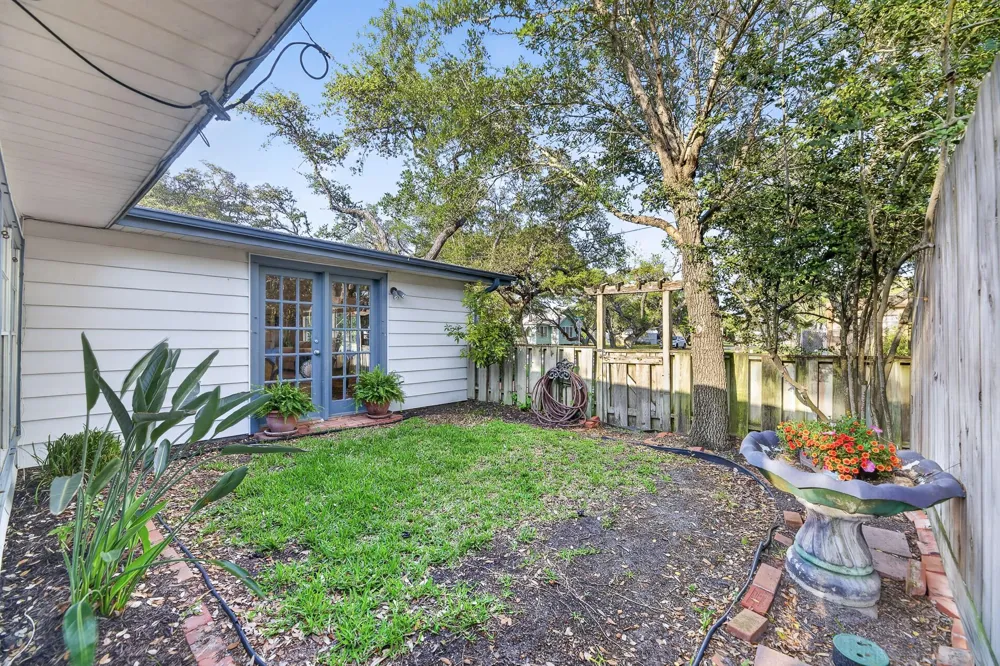 307 4th Street Fulton, TX 78358