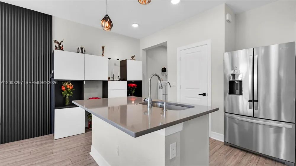 2913 Olivia Ave Lauderdale Lakes, FL 33311