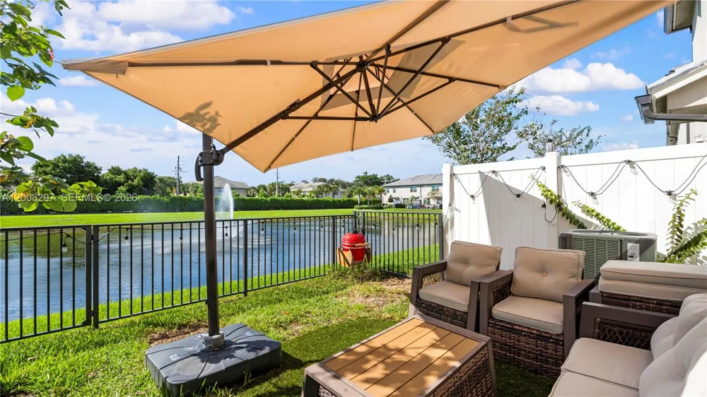 2913 Olivia Ave Lauderdale Lakes, FL 33311