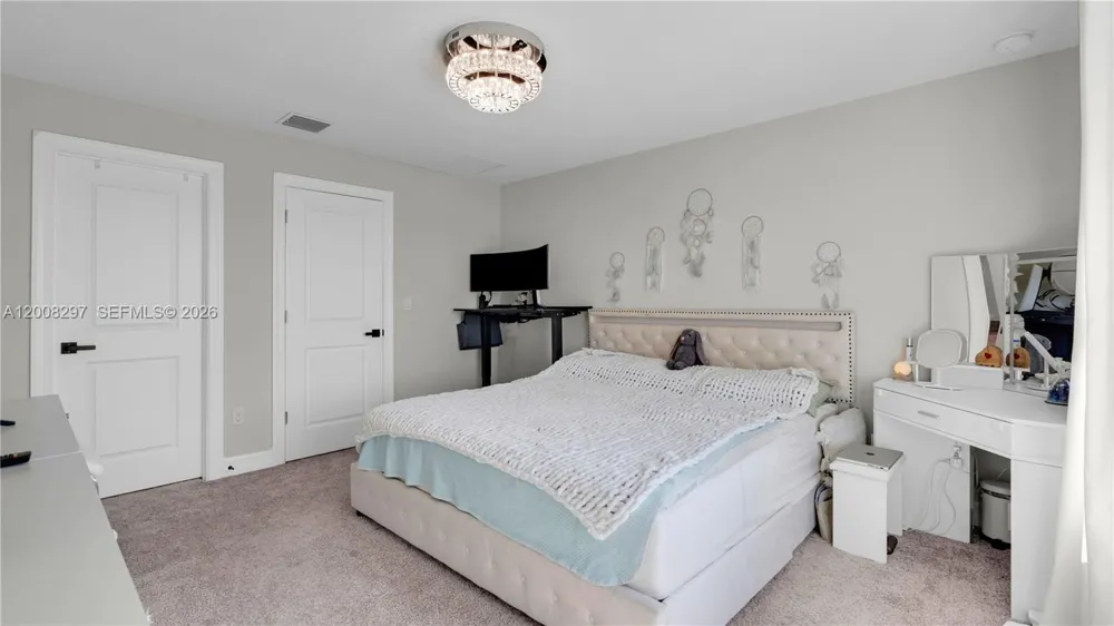 2913 Olivia Ave Lauderdale Lakes, FL 33311
