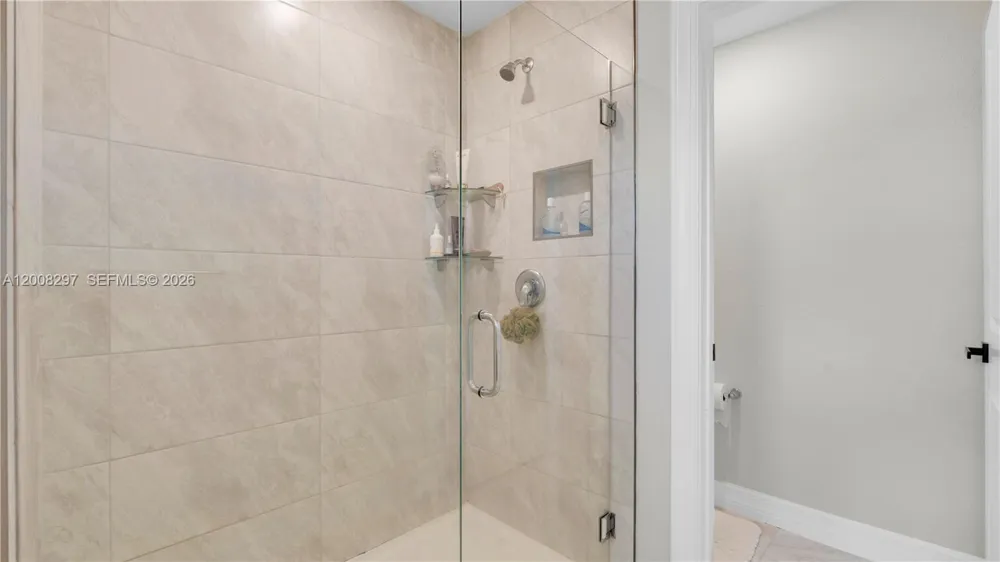 2913 Olivia Ave Lauderdale Lakes, FL 33311