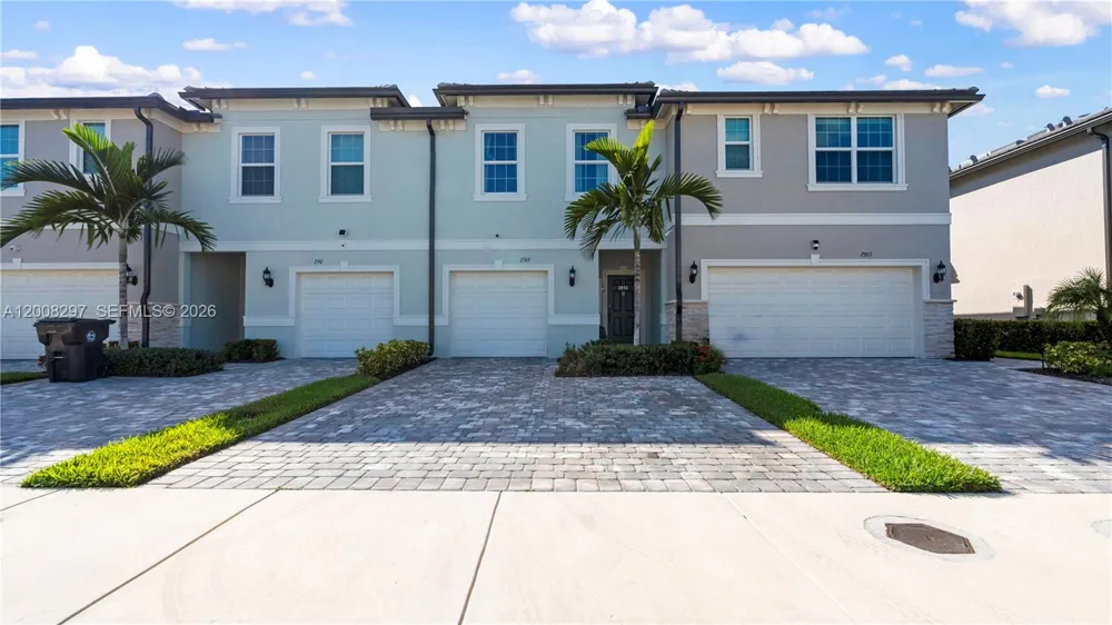 2913 Olivia Ave Lauderdale Lakes, FL 33311