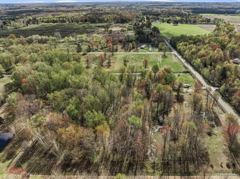 102 Natures Trail Road