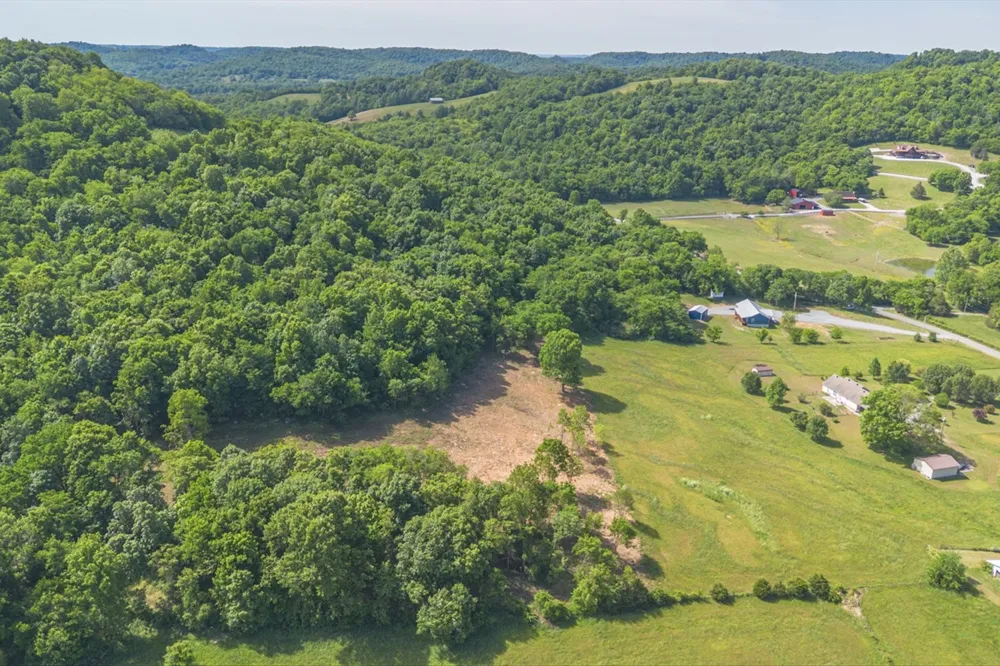 402 Cortner Hollow Rd Petersburg, TN 37144