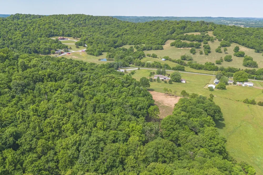 402 Cortner Hollow Rd Petersburg, TN 37144