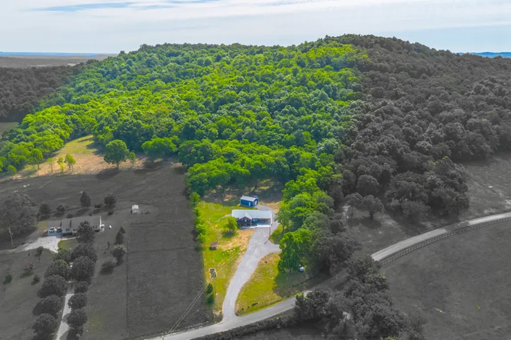 402 Cortner Hollow Rd Petersburg, TN 37144