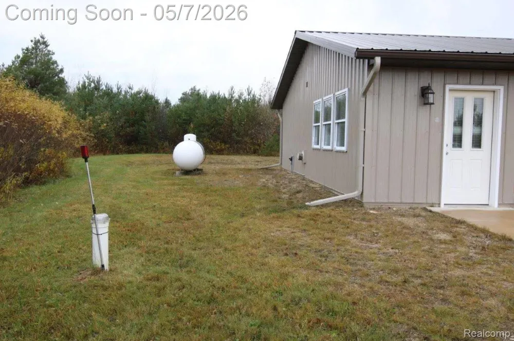 6595 Little Canada Road Benton Township, MI 49721