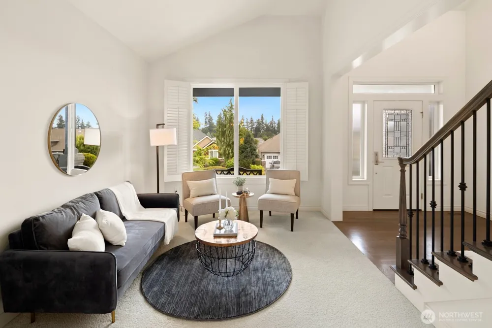 21706 Quiet Water Loop Lake Tapps, WA 98391