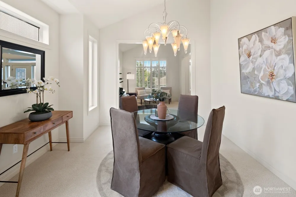 21706 Quiet Water Loop Lake Tapps, WA 98391
