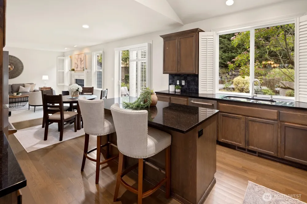 21706 Quiet Water Loop Lake Tapps, WA 98391