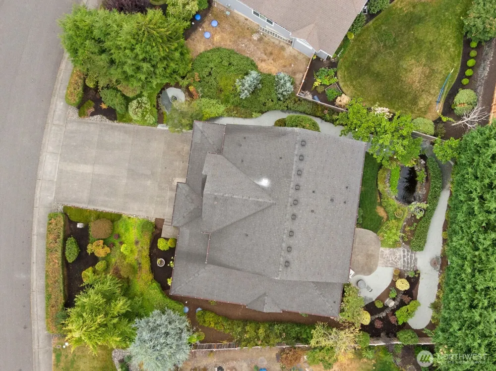 21706 Quiet Water Loop Lake Tapps, WA 98391