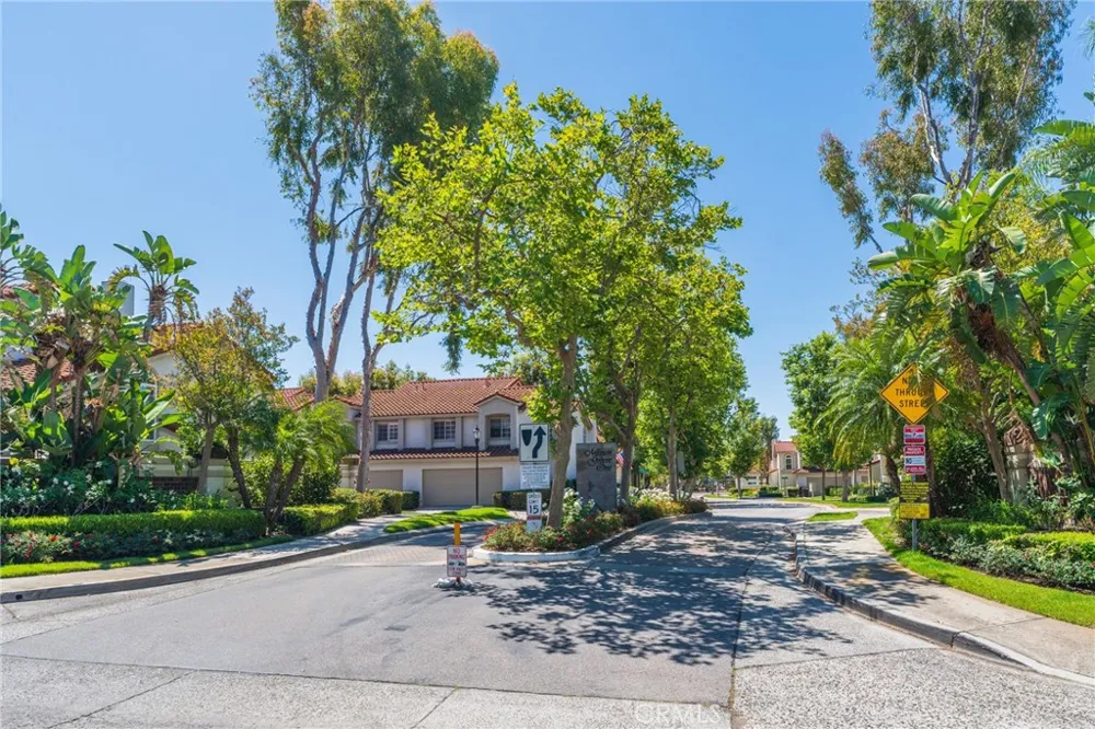 38 Carnation Rancho Santa Margarita, CA 92688