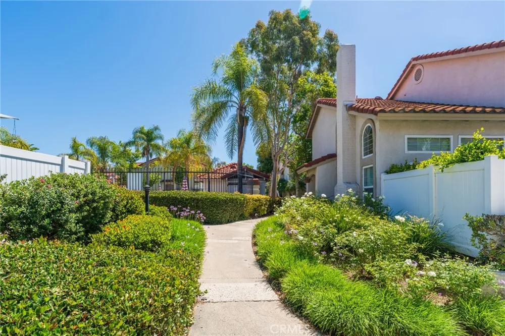 38 Carnation Rancho Santa Margarita, CA 92688