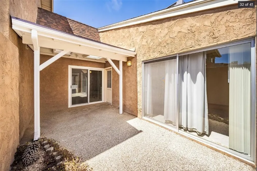 44150 30th W Lancaster, CA 93536