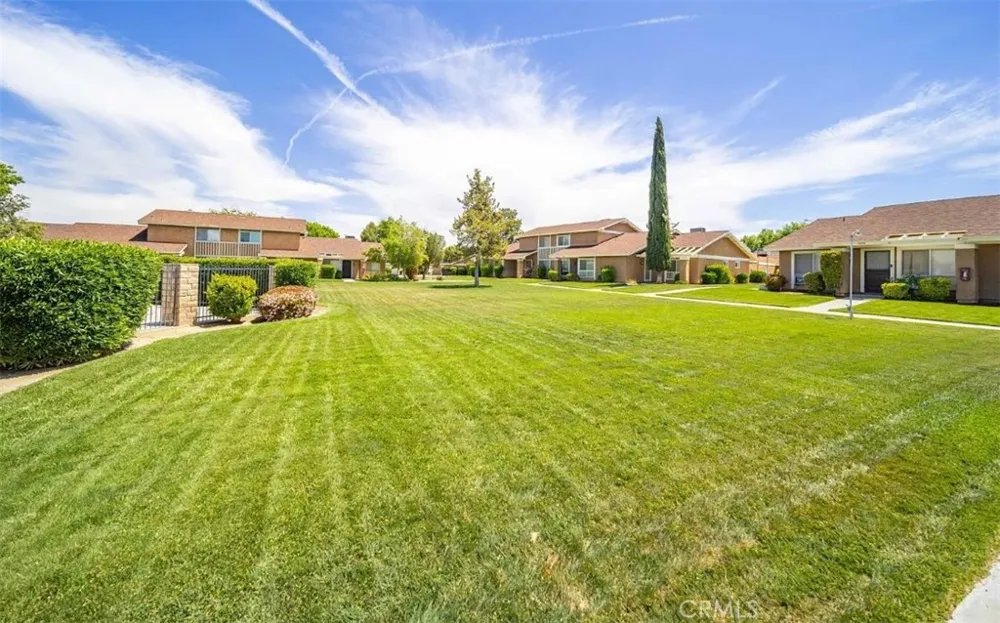 44150 30th W Lancaster, CA 93536